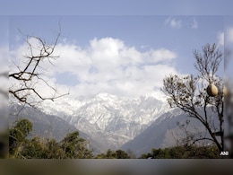 Trekking Above 3,000 Metres In Himachal's Kangra District Temporarily Banned Trekking Above 3,000 Metres In Himachal's Kangra District Temporarily Banned