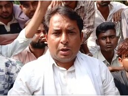 Rajasthan: नरेश मीणा को हिरासत में लेकर समरावता से रवाना हुई राजस्थान पुलिस, समर्थकों पर आंसू गैस के गोले छोड़े Rajasthan: नरेश मीणा को हिरासत में लेकर समरावता से रवाना हुई राजस्थान पुलिस, समर्थकों पर आंसू गैस के गोले छोड़े