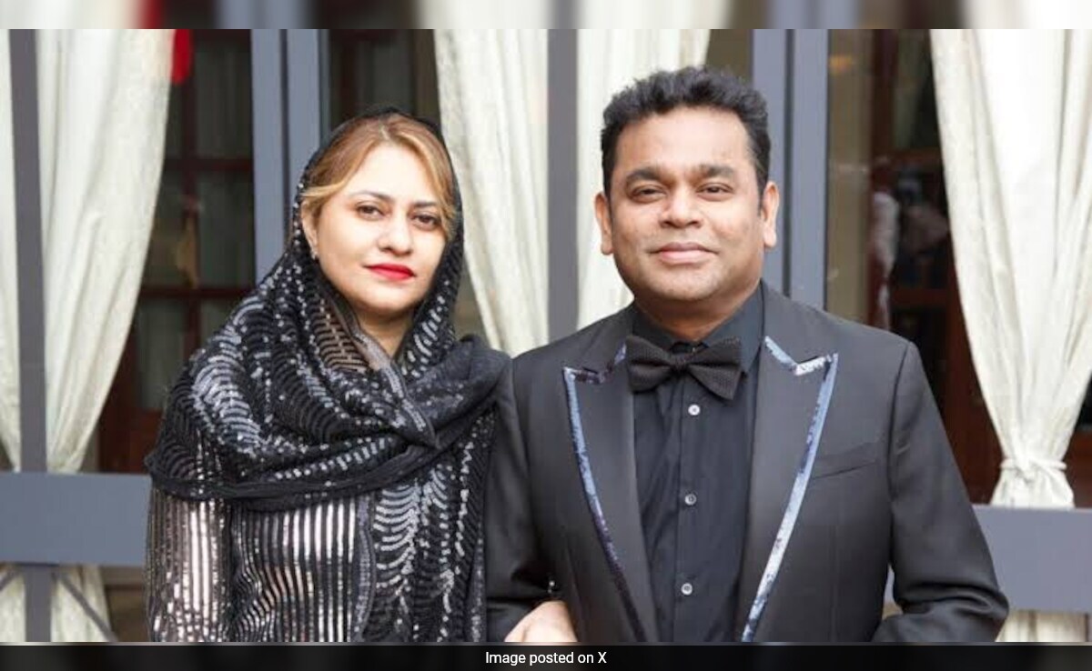 Internet Shreds AR Rahman For Using "#Arrsairaabreakup" In Divorce Post: "This Will Give You Full Privacy As Per The New X-Privacy Law"