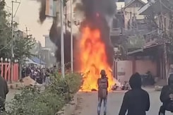 Protesters Attack Houses Of 2 Manipur Ministers, 3 MLAs Over Hostage Deaths Protesters Attack Houses Of 2 Manipur Ministers, 3 MLAs Over Hostage Deaths