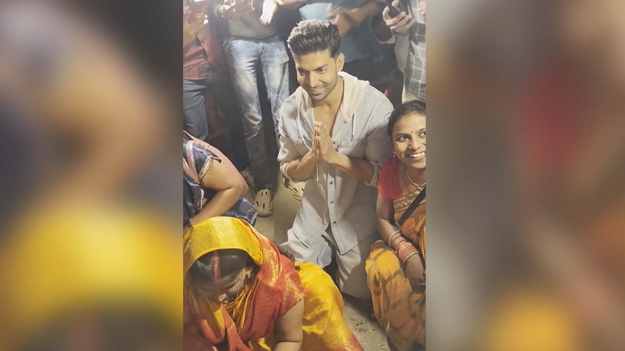 Inside Gurmeet Choudhary's Chhath Puja Festivities With Fans