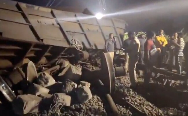 Goods Train Derails In Telangana, 20 Trains Cancelled Goods Train Derails In Telangana, 20 Trains Cancelled