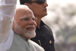 PM Modi Receives Warm Welcome In Garhwa For Jharkhand Elections PM Modi Receives Warm Welcome In Garhwa For Jharkhand Elections