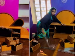 गोपी बहू 2.0...दिवाली सफाई के जुनून में लकड़ी के डबल-बेड को धोने लगी महिला, देख लोग बोले- एकदम साफ, काम तमाम गोपी बहू 2.0...दिवाली सफाई के जुनून में लकड़ी के डबल-बेड को धोने लगी महिला, देख लोग बोले- एकदम साफ, काम तमाम