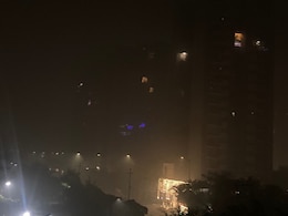 दिल्ली NCR खतरनाक स्मॉग के साथ कोहरे की चादर से घिरा, पॉल्युशन से नहीं मिल रही निजात दिल्ली NCR खतरनाक स्मॉग के साथ कोहरे की चादर से घिरा, पॉल्युशन से नहीं मिल रही निजात