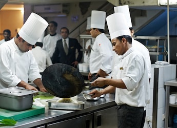 Goverment Permits Indian Restaurants In Singapore To Hire Cooks From India Goverment Permits Indian Restaurants In Singapore To Hire Cooks From India