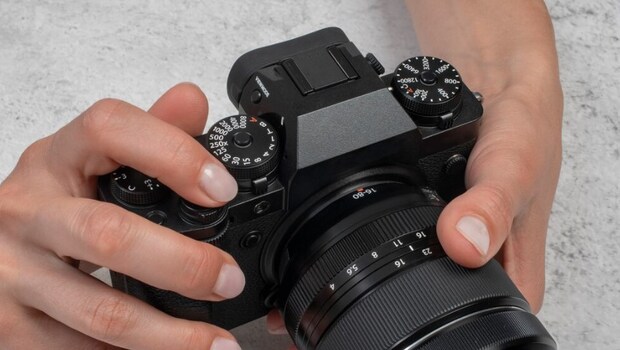 Top Deals On Mirrorless Cameras From Flipkart
