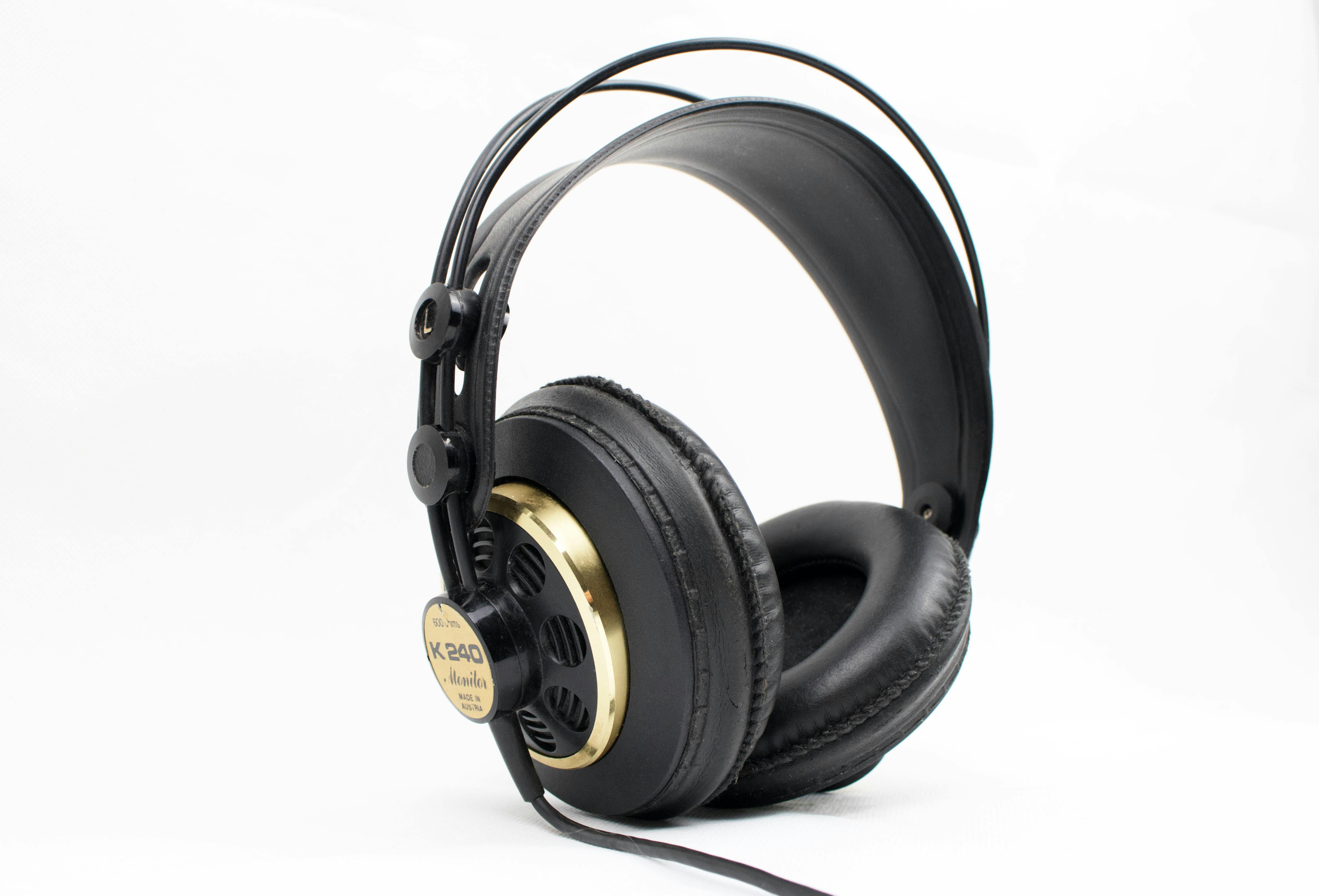 How To Protect Your Headphones From Damage And Extend Their Life