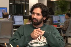 Vikrant Massey On Receiving Hate: "<i>Parents Ko Zyada Fark Padta Hai</i>" Vikrant Massey On Receiving Hate: "<i>Parents Ko Zyada Fark Padta Hai</i>"
