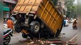 Harda Accident: हरदा में बड़ा हादसा, ट्रक और बाइक की टक्कर में दो सगे भाईयों समेत 4 की मौत