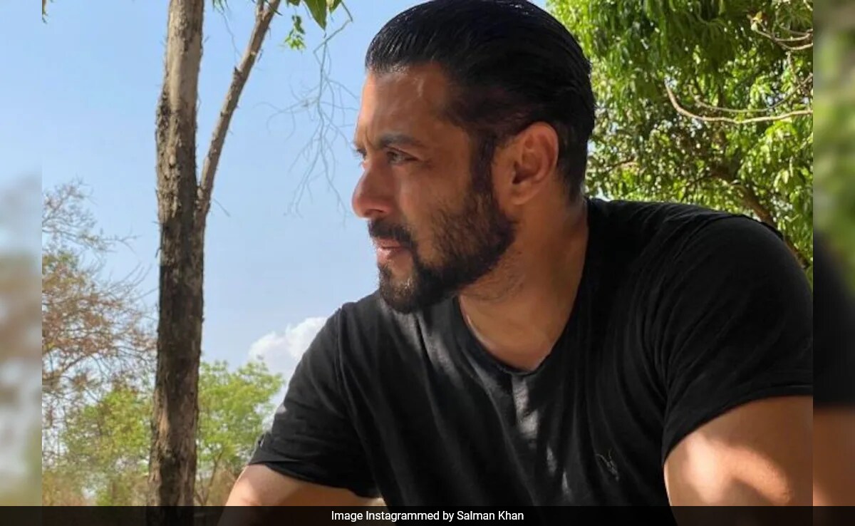 Salman Khan's Team Denies "Association" With <i>The Great Indian Kapil Show</i> Amid Legal Notice Over Rabindranath Tagore Controversy