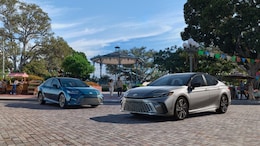 New Toyota Camry To Launch In India On December 11 - Design, Specs, Features
