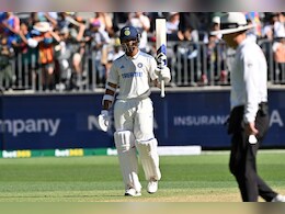 IND vs AUS: यशस्वी जायसवाल के पास एक दो नहीं बल्कि 4 महारिकॉर्ड तोड़ने का मौका,  ऐसा कर रच देंगे इतिहास IND vs AUS: यशस्वी जायसवाल के पास एक दो नहीं बल्कि 4 महारिकॉर्ड तोड़ने का मौका,  ऐसा कर रच देंगे इतिहास
