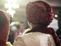 5 बच्चों की मां के साथ भागा 4 बच्चों का पिता, फिर कर ली शादी, फेसबुक पर शेयर की तस्वीरें, तब हुआ खुलासा 5 बच्चों की मां के साथ भागा 4 बच्चों का पिता, फिर कर ली शादी, फेसबुक पर शेयर की तस्वीरें, तब हुआ खुलासा