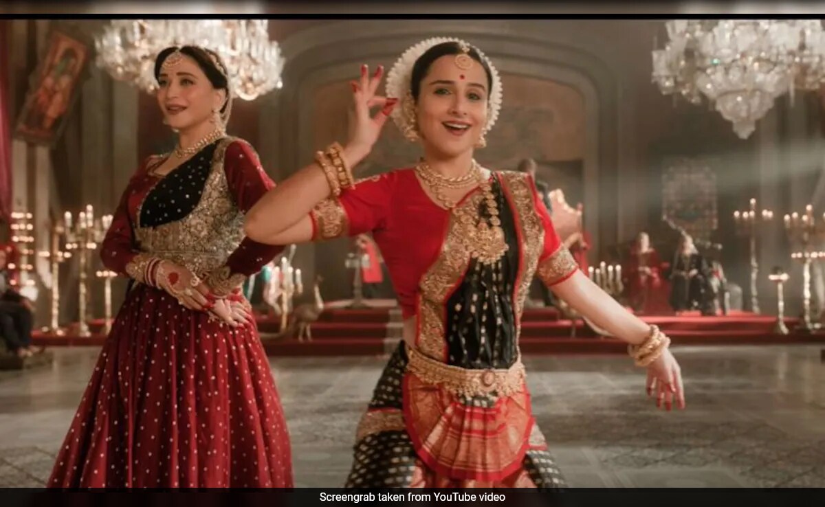 <i>Bhool Bhulaiyaa 3</i> Review: Vidya Balan And Madhuri Dixit Are Never Out Of Step With The Spirit Of The Film