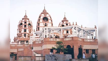 इस्कॉन मंदिर में ड्रेस कोड लागू, मह‍िलाओं को साड़ी पहनकर आना होगा, संतों ने की शालीन कपड़े पहनने की अपील