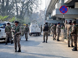 Omar Abdullah's Appeal To Forces After 12 Injured In Srinagar Market Blast Omar Abdullah's Appeal To Forces After 12 Injured In Srinagar Market Blast
