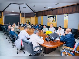 मणिपुर हिंसा पर NDA विधायकों की बैठक से लेकर NIA को सबूत सौंपने तक, जानें 10 बड़े अपडेट्स मणिपुर हिंसा पर NDA विधायकों की बैठक से लेकर NIA को सबूत सौंपने तक, जानें 10 बड़े अपडेट्स