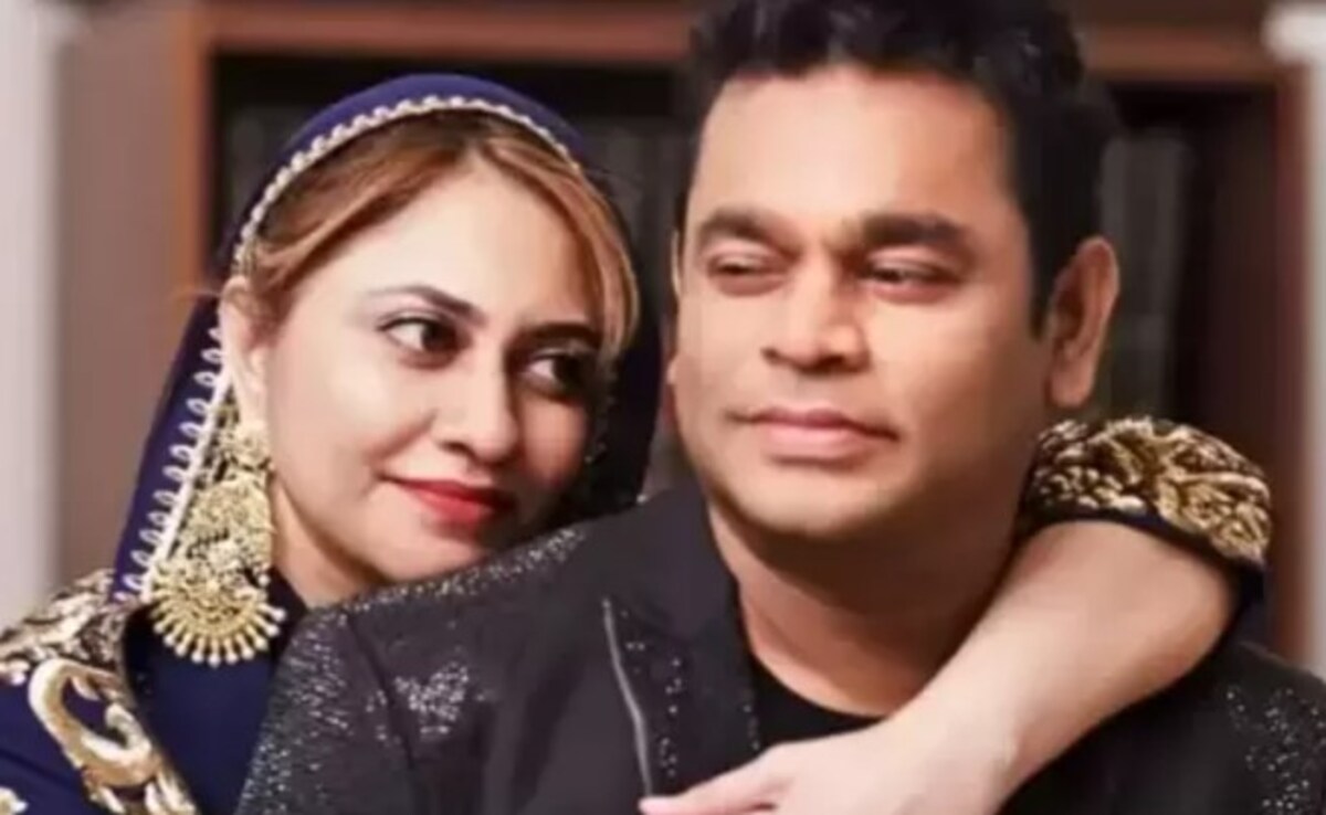 সায়রা বানু এ আর রহমানকে রত্ন বলেছেন, বললেন- তার নাম বদনাম করা বন্ধ করুন সায়রা বানু এ আর রহমানকে রত্ন বলেছেন, বললেন- তার নাম বদনাম করা বন্ধ করুন