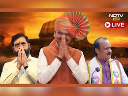 देवेंद्र फडणवीसांच्या शपथविधी सोहळ्याला 300 संत मंचावर, कोण कोण राहणार उपस्थित? देवेंद्र फडणवीसांच्या शपथविधी सोहळ्याला 300 संत मंचावर, कोण कोण राहणार उपस्थित?