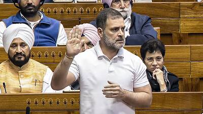 ‘अंधभक्त और इडियट…’ पेपर लीक बिल पर क्या बोल गए राहुल गांधी? बवाल पर स्पीकर ने टोंका