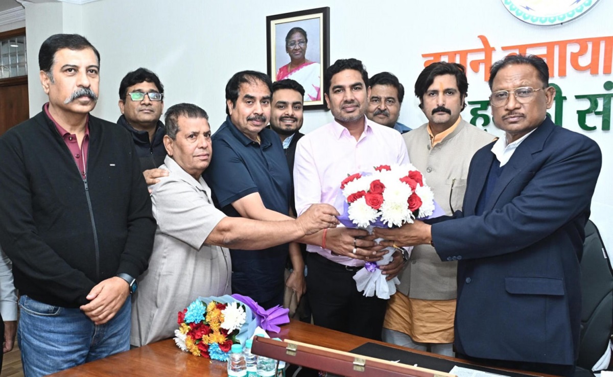 CG News: मंडी शुल्क से मुक्ति... साय सरकार का बड़ा फैसला, यहां मिलेगी पूरी छूट, अन्नदाताओं को हाेगा लाभ