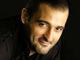 When Vinod Khanna Hired A Director For Son Akshaye Khanna's Debut Film