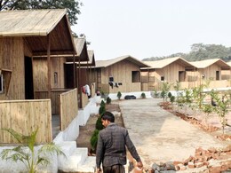 Prayagraj Maha Kumbh 2025: प्रयागराज में संगम की रेती पर बसाई जा रही टेंट स‍िटी, मिलेगी फाइव स्टार होटल जैसी सुविधा; जानें क‍ितना होगा क‍िराया