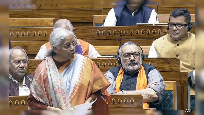 बैंक खाताधारकों के लिए बड़ी खबर, अब बना सकेंगे चार लोगों को नॉमिनी, जानें क्यों बदला गया नियम
