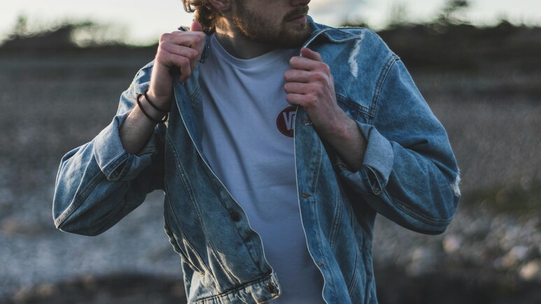 Christmas Sale: हाई डिमांड में हैं Hackett London की ये Shirt, Trouser, Chinos, हैवी डिस्काउंट पर आज ही कर दें ऑर्डर Christmas Sale: हाई डिमांड में हैं Hackett London की ये Shirt, Trouser, Chinos, हैवी डिस्काउंट पर आज ही कर दें ऑर्डर