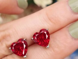 सैंया जी के खून से बनाए इयररिंग और गले का पेंडेंट, कलाकारी देख लोग पूछ रहे एक सवाल...क्या मोहब्बत प्रूव करने के लिए ये करना जरूरी है