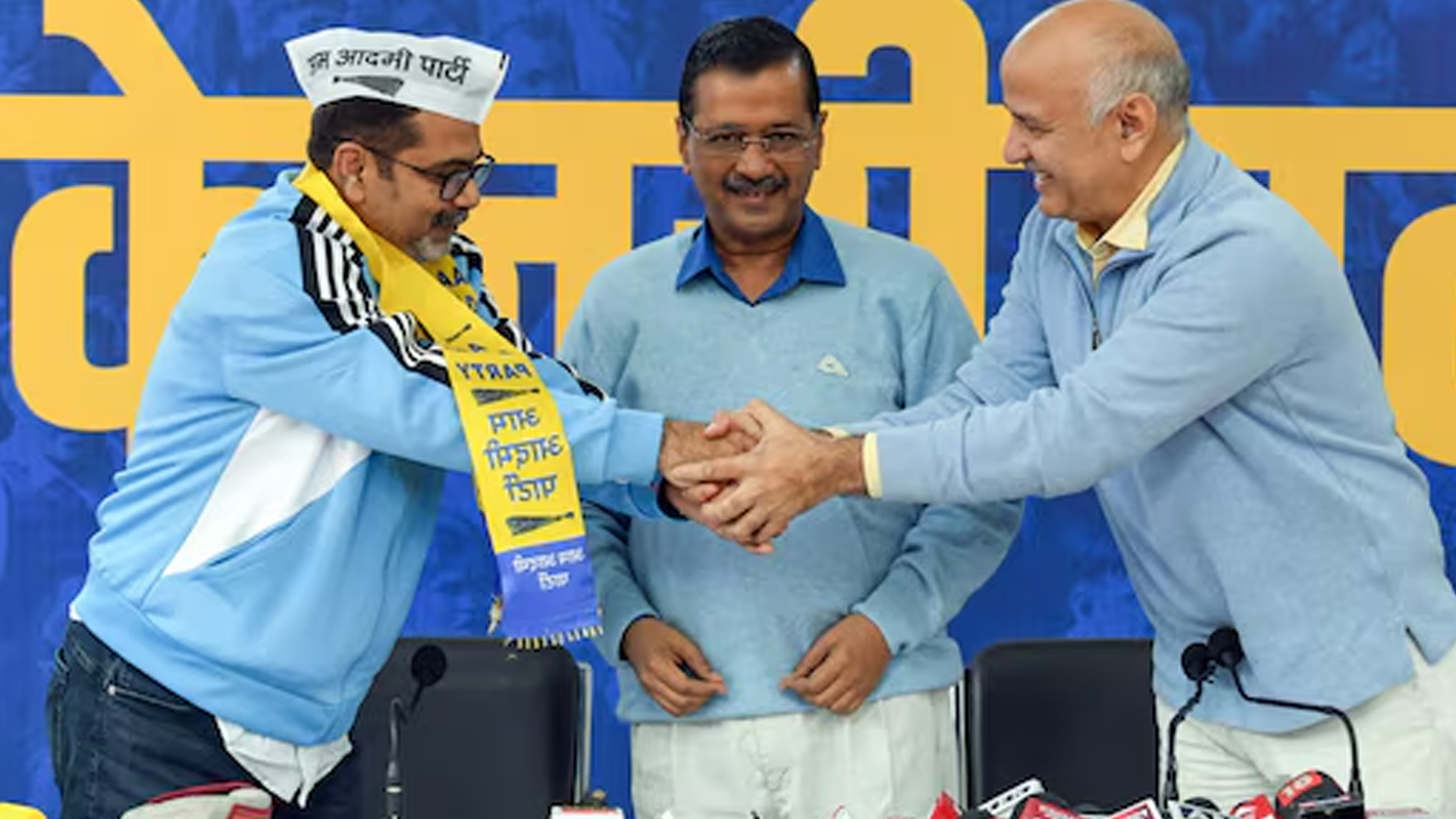 AAP Fields Avadh Ojha From Patparganj, Manish Sisodia Moves To Jangpura