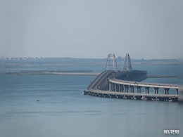 Oil Spills Into Kerch Strait As Russian Tanker Splits Apart In Storm, 1 dead Oil Spills Into Kerch Strait As Russian Tanker Splits Apart In Storm, 1 dead