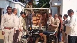 Wood Smuggling: 6 लाख रुपये की अवैध लकड़ी की कर रहे थे तस्करी, वन विभाग ने की ये दो बड़ी कार्रवाई