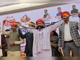 Kota Mahotsav: 'मूंछे हो तो धन्ना लाल जी जैसे हो', हाइट करीब 5 फुट, मूंछे साढ़े 7 फुट लंबी, कोटा महोत्सव में जीता खिताब Kota Mahotsav: 'मूंछे हो तो धन्ना लाल जी जैसे हो', हाइट करीब 5 फुट, मूंछे साढ़े 7 फुट लंबी, कोटा महोत्सव में जीता खिताब