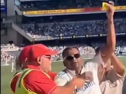 India Fan Pokes 'Sandpaper' Controversy In Adelaide, Forcefully Removed By Security. Video Is Viral