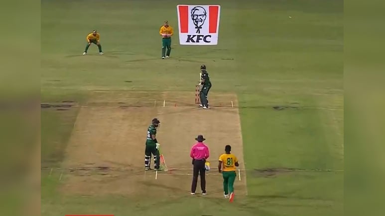 Babar Azam: इतिहास रचने के करीब बाबर आजम, दो छक्के और टूट जाएगा शाहिद अफरीदी का रिकॉर्ड Babar Azam: इतिहास रचने के करीब बाबर आजम, दो छक्के और टूट जाएगा शाहिद अफरीदी का रिकॉर्ड