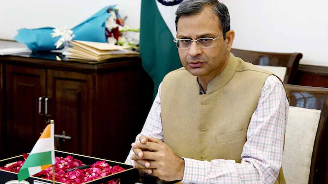 Revenue Secretary Sanjay Malhotra Appointed New RBI Governor