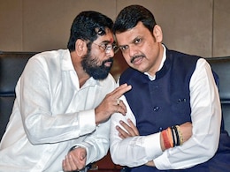 Devendra Fadnavis, Eknath Shinde Meet As Maharashtra Chief Minister Race Endgame Nears Devendra Fadnavis, Eknath Shinde Meet As Maharashtra Chief Minister Race Endgame Nears