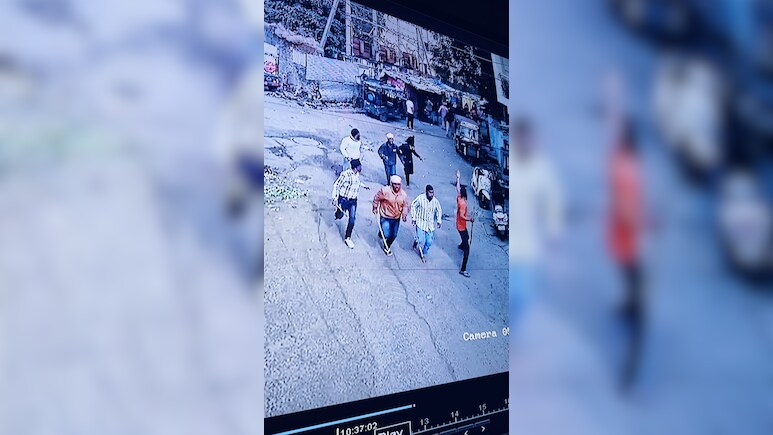 Bhopal Talwarbazi Case: भोपाल का जहांगीराबाद बना यु्द्ध का मैदान, जमकर चले लाठी-डंडे और तलवार