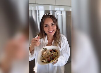 How To Make Anna Paul's Viral Turkish Pasta At Home How To Make Anna Paul's Viral Turkish Pasta At Home