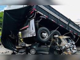 Brazil Bus Accident : भरधाव बस ट्रकला धडकली अन् पेट घेतला; 38 जणांचा होरपळून मृत्यू