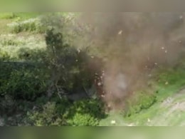 छत्तीसगढ़ में BSF जवान घायल, नक्सलियों की लगाई IED डिफ्यूज करते वक्त हुआ हादसा छत्तीसगढ़ में BSF जवान घायल, नक्सलियों की लगाई IED डिफ्यूज करते वक्त हुआ हादसा