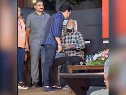"He Wasn't Drunk...": On Vinod Kambli's Viral Reunion With Sachin Tendulkar, Old Friend Clears Air "He Wasn't Drunk...": On Vinod Kambli's Viral Reunion With Sachin Tendulkar, Old Friend Clears Air