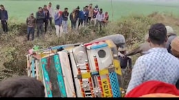 Ujjain Road Accident: मजदूरों से भरी पिकअप ट्रक अचानक हुई 'अनबैलेंस', तीन की मौत और दो गंभीर&nbsp;