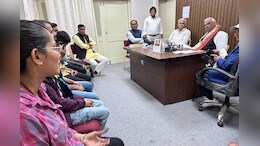 Rajasthan Politics: SI परीक्षार्थी के घर पर पुलिस की दबिश से किरोड़ी नाराज, बेढम के आवास पहुंचे