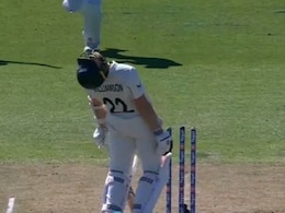 आऊट होण्याचा हा काय प्रकार? केन विल्यमसनची विकेट पाहून डोक्याला लावाल हात, Video आऊट होण्याचा हा काय प्रकार? केन विल्यमसनची विकेट पाहून डोक्याला लावाल हात, Video