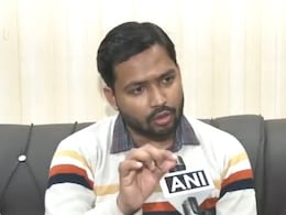 पेपर लीक करने वालों को फांसी हो... खान सर ने बताया कैसे नॉर्मलाइजेशन है छात्रों के भविष्य से खिलवाड़ पेपर लीक करने वालों को फांसी हो... खान सर ने बताया कैसे नॉर्मलाइजेशन है छात्रों के भविष्य से खिलवाड़