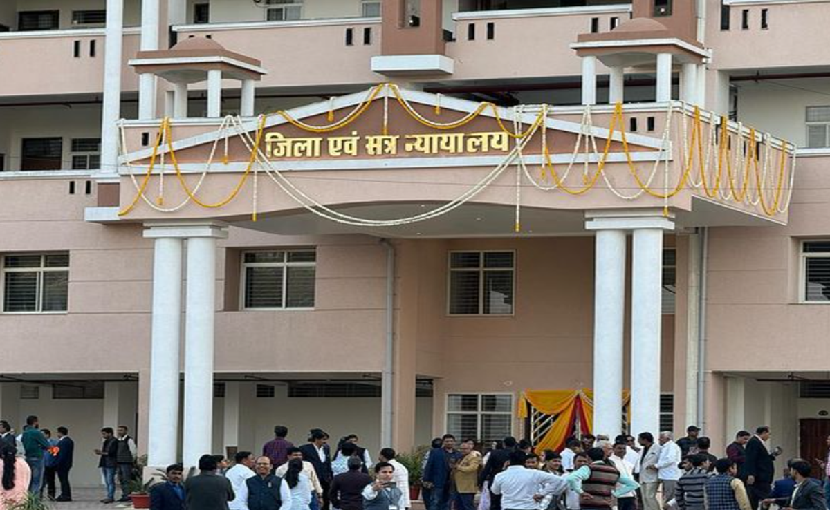 'जब रक्षक बन जाए भक्षक'... मां बयान से पलट गई, फिर भी कोर्ट ने पिता को सुना दी उम्रकैद की सजा