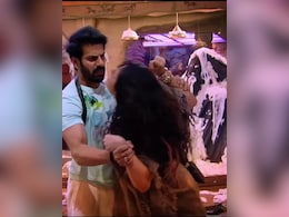 Sara Arfeen Eliminated From <i>Bigg Boss 18</i> After Fight With Karan Veer Mehra: Reports Sara Arfeen Eliminated From <i>Bigg Boss 18</i> After Fight With Karan Veer Mehra: Reports